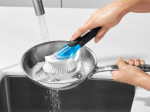 Brosse à vaisselle distributrice de savon
